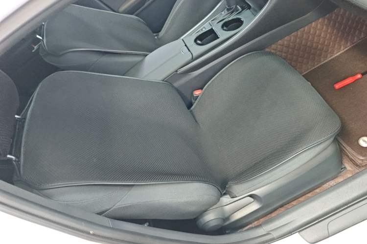 Used Toyota Avalon 2024 2.0L Ambition Edition Right Front Seat