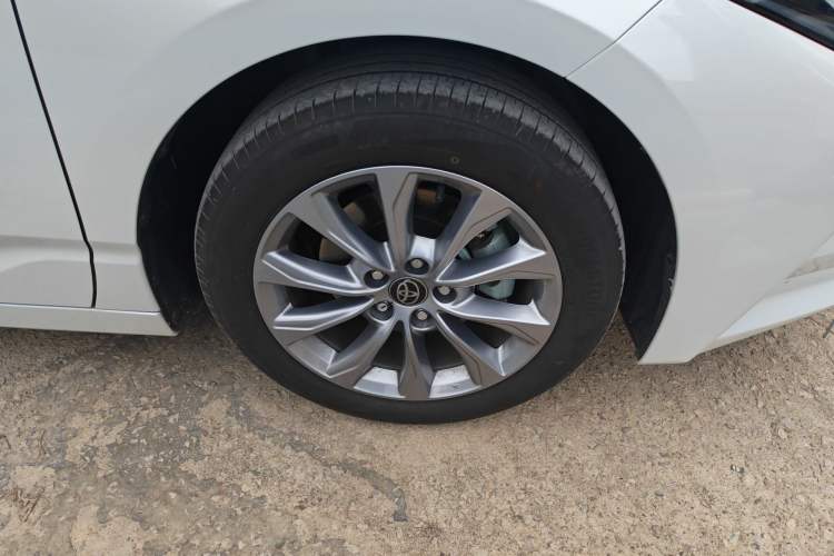 Used Toyota Avalon 2024 2.0L Ambition Edition Right Front Wheel Hub