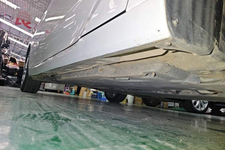 Used Toyota Avalon 2024 2.0L Ambition Edition Right Side Sill