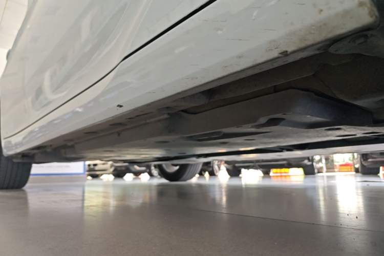 Used Toyota Avalon 2024 2.0L Ambition Edition Right Side Sill