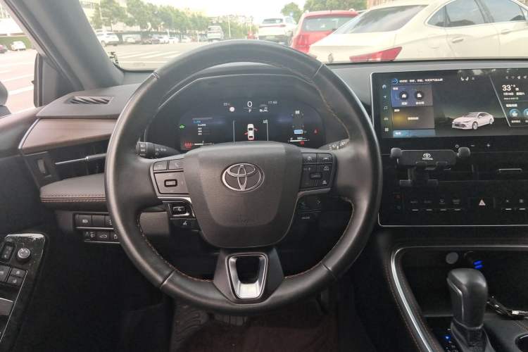 Used Toyota Avalon 2024 Dual-Motor 2.0L Premium Edition Steering Wheel