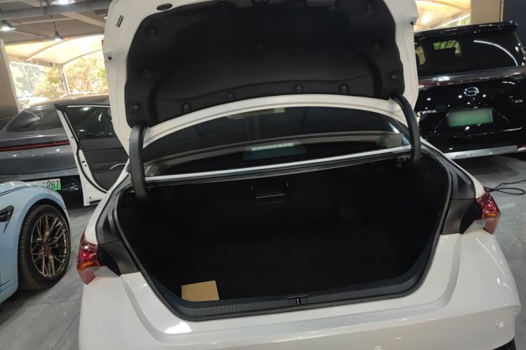 Used Toyota Avalon 2024 2.0L Ambition Edition Trunk