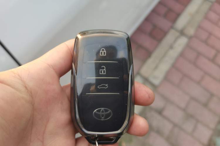 Used Toyota Avalon 2024 2.0L Ambition Edition Vehicle Key