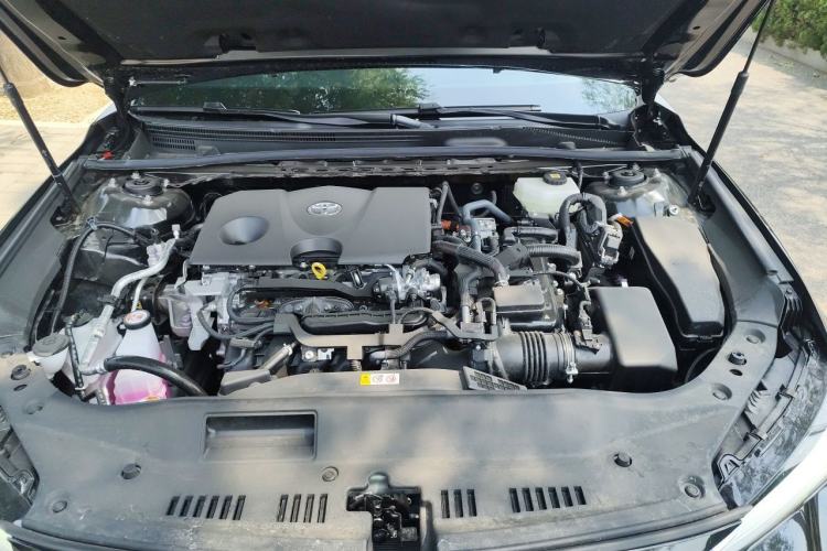 Used Toyota Avalon 2026 Dual-Engine 2.0L Prestige Edition Engine Bay