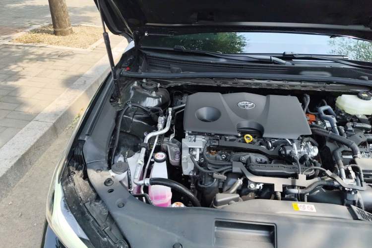 Used Toyota Avalon 2026 Dual-Engine 2.0L Prestige Edition Engine Bay Right