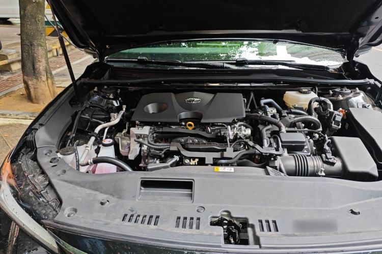 Used Toyota Avalon 2026 Dual-Engine 2.0L Luxury Edition Engine Bay Right
