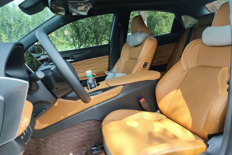 Used Toyota Avalon 2026 Dual-Engine 2.0L Prestige Edition Left Front Seat