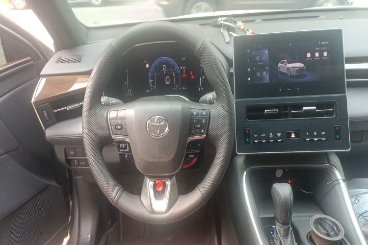 Used Toyota Avalon 2026 2.0L Progressive Edition Steering Wheel
