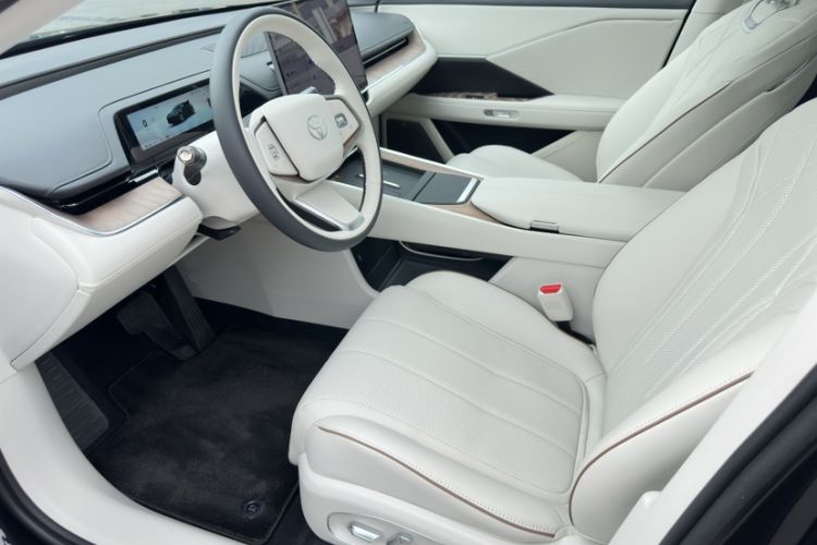 Used Toyota Baozhi 7 2026 600 Pro Interior 10