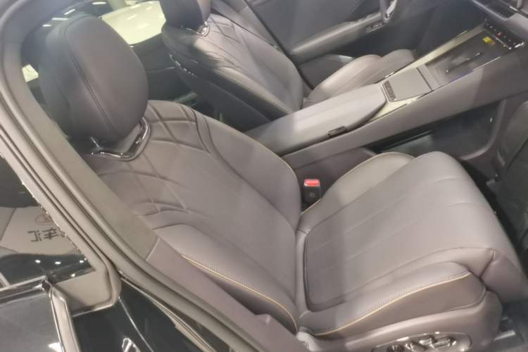 Used Toyota Baozhi 7 2026 700 Max LiDAR version Right Front Seat