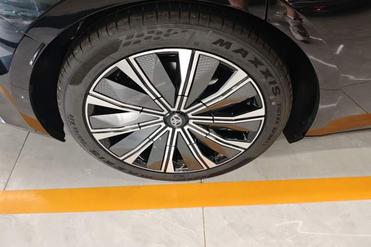 Used Toyota Baozhi 7 2026 700 Max Right Rear Wheel Hub