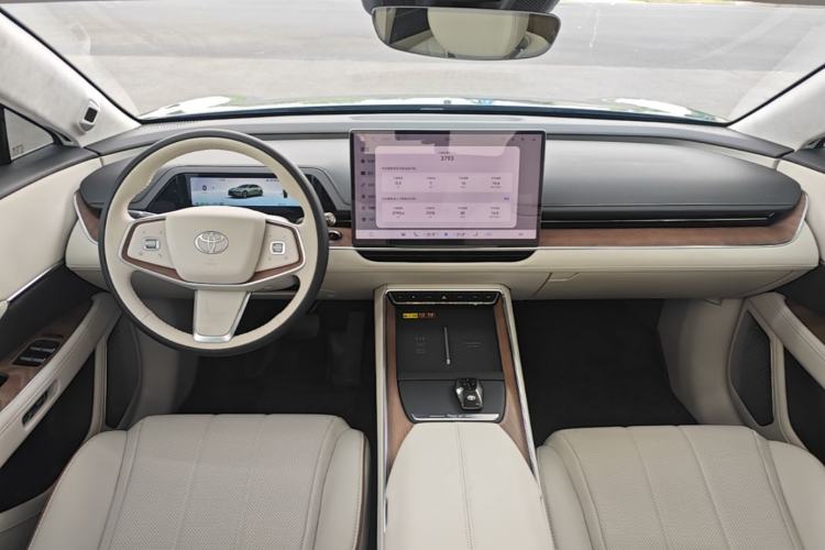 Used Toyota Baozhi 7 2026 600 Pro Center Console