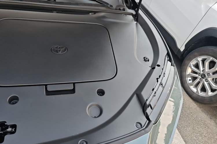 Used Toyota Baozhi 7 2026 700 Max Engine Bay Left