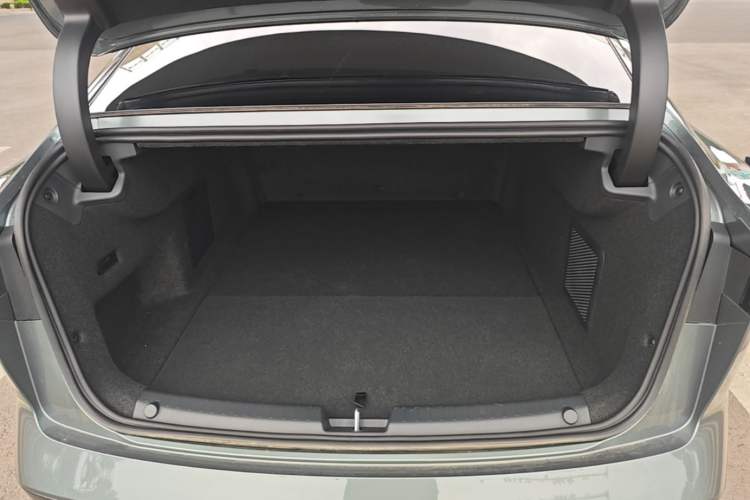 Used Toyota Baozhi 7 2026 600 Pro Trunk