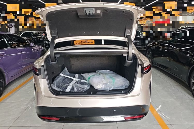 Used Toyota Baozhi 7 2026 700 Max Trunk