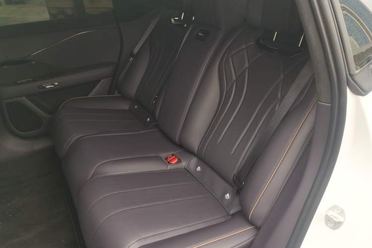 Used Toyota Baozhi 7 2026 700 Max Left Rear Seat