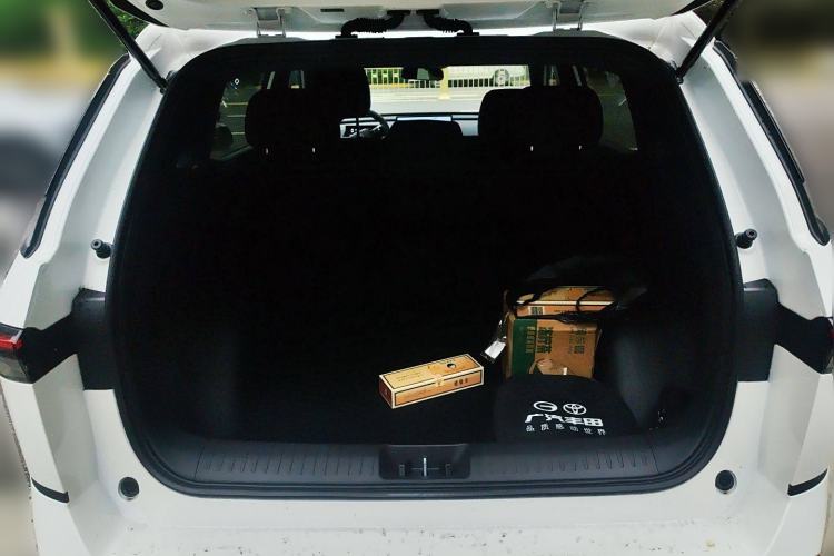 Used Toyota BZ 3X 2025 520 Pro Trunk