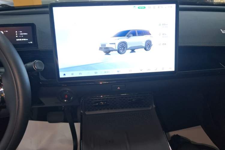 Used Toyota BZ 3X 2025 520 Pro LiDAR Edition Audio And AC Panel