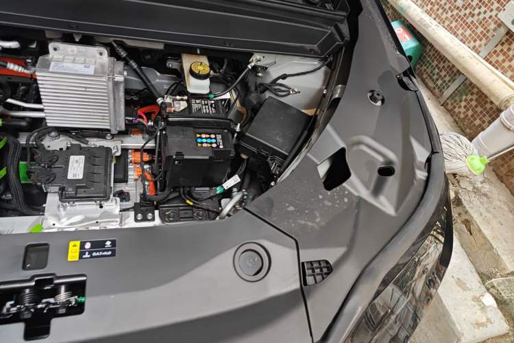 Used Toyota BZ 3X 2025 520 Pro+ LiDAR Edition Engine Bay Left