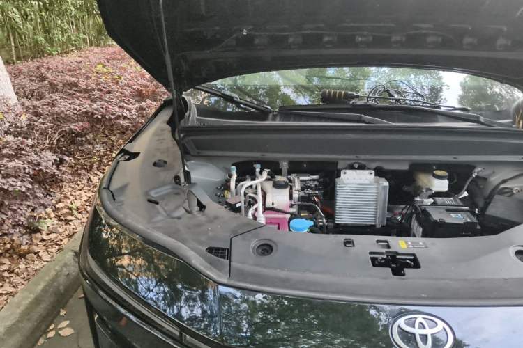 Used Toyota BZ 3X 2025 520 Pro LiDAR Edition Engine Bay Right