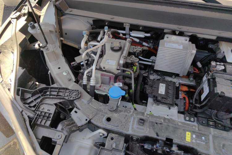 Used Toyota BZ 3X 2025 430 Air Engine Bay Right