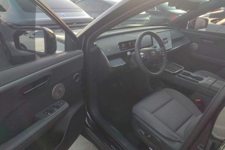 Used Toyota BZ 3X 2025 430 Air Interior 2