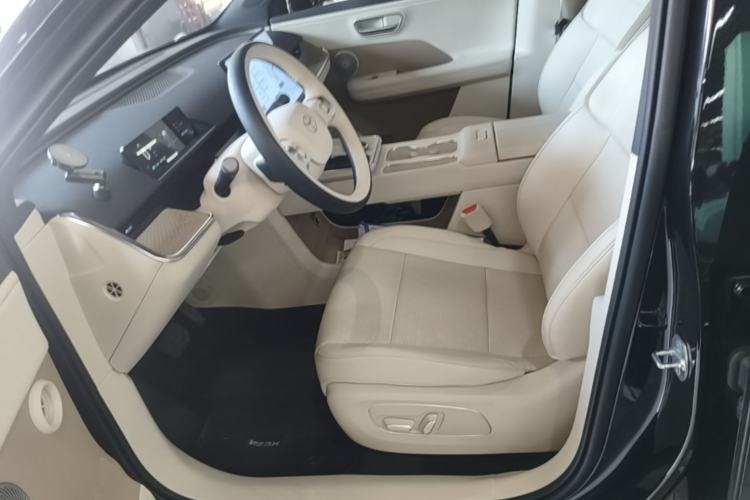 Used Toyota BZ 3X 2025 520 Pro+ LiDAR Edition Left Front Seat