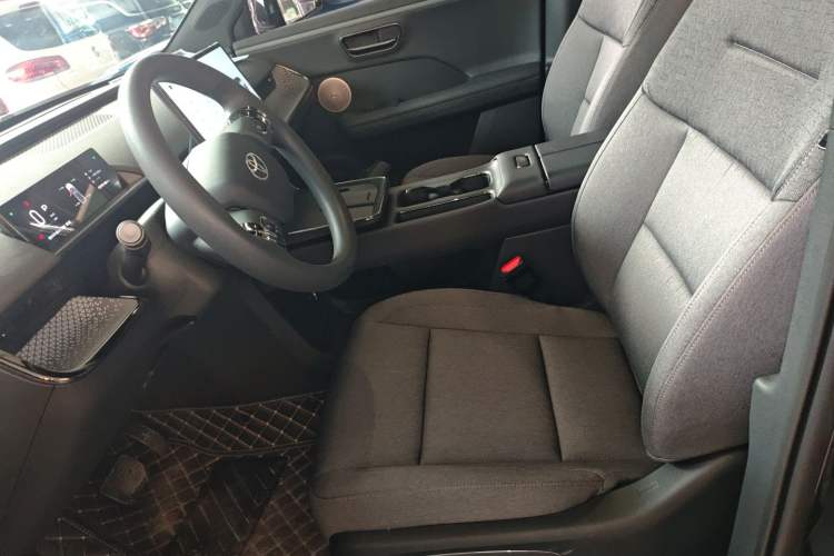 Used Toyota BZ 3X 2025 430 Air Left Front Seat