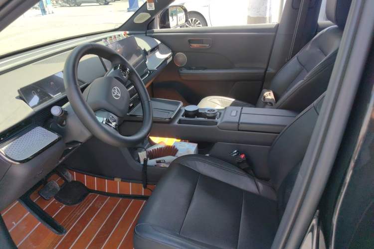 Used Toyota BZ 3X 2025 430 Air Left Front Seat
