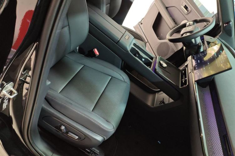 Used Toyota BZ 3X 2025 520 Pro+ LiDAR Edition Right Front Seat