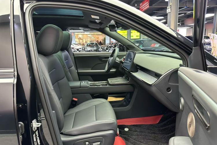 Used Toyota BZ 3X 2025 520 Pro LiDAR Edition Right Front Seat