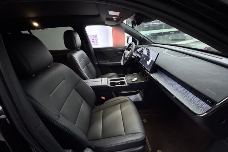 Used Toyota BZ 3X 2025 610 Max Right Front Seat
