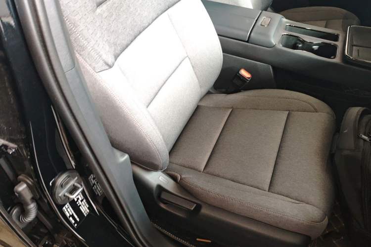 Used Toyota BZ 3X 2025 430 Air Right Front Seat