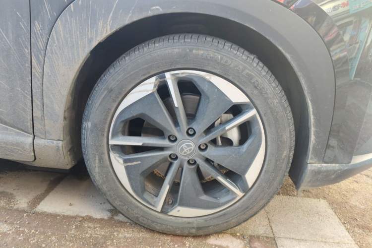 Used Toyota BZ 3X 2025 430 Air Right Front Wheel Hub