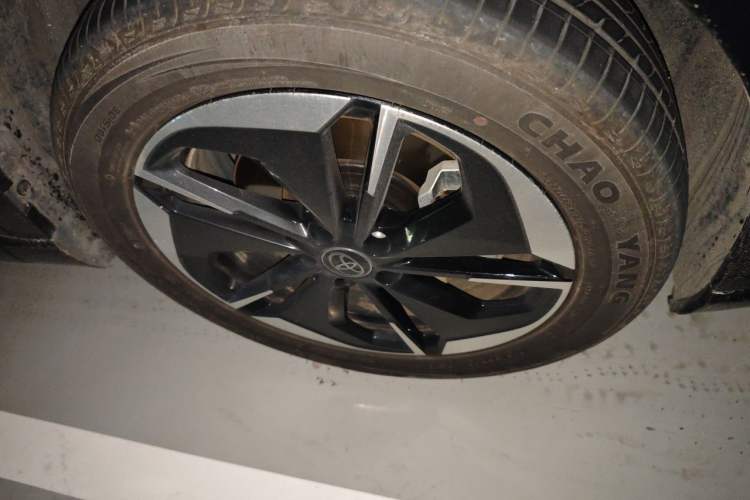 Used Toyota BZ 3X 2025 520 Pro LiDAR Edition Right Front Wheel Hub