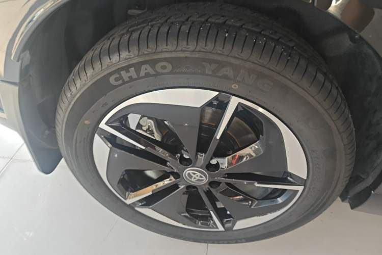Used Toyota BZ 3X 2025 520 Pro LiDAR Edition Right Rear Wheel Hub