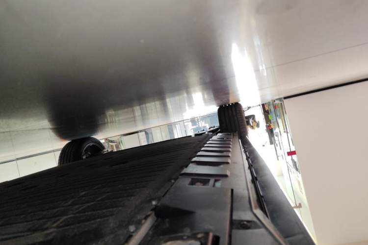 Used Toyota BZ 3X 2025 610 Max Right Side Sill