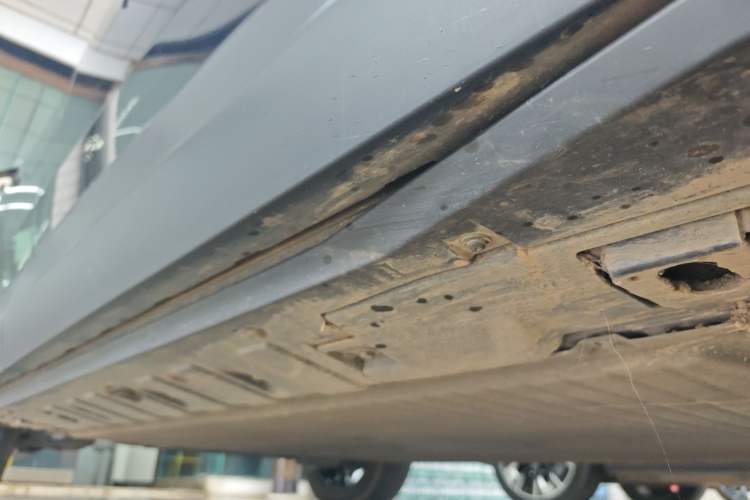 Used Toyota BZ 3X 2025 520 Pro Right Side Sill