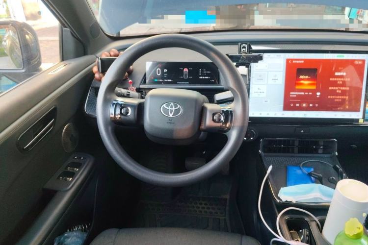 Used Toyota BZ 3X 2025 430 Air Steering Wheel