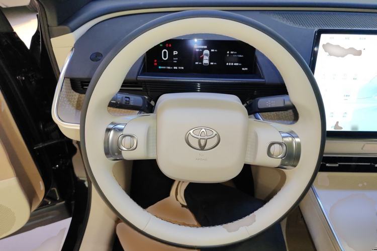 Used Toyota BZ 3X 2025 610 Max Steering Wheel