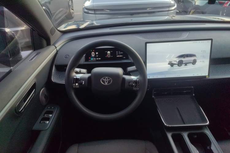 Used Toyota BZ 3X 2025 430 Air Steering Wheel