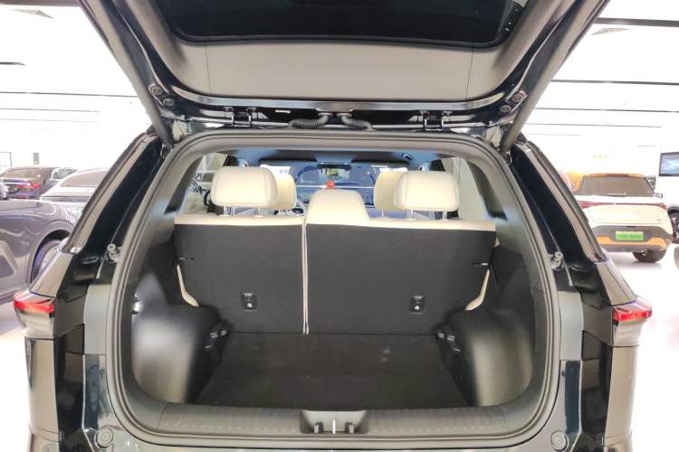 Used Toyota BZ 3X 2025 610 Max Trunk