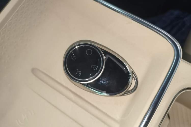Used Toyota BZ 3X 2025 520 Pro+ LiDAR Edition Vehicle Key