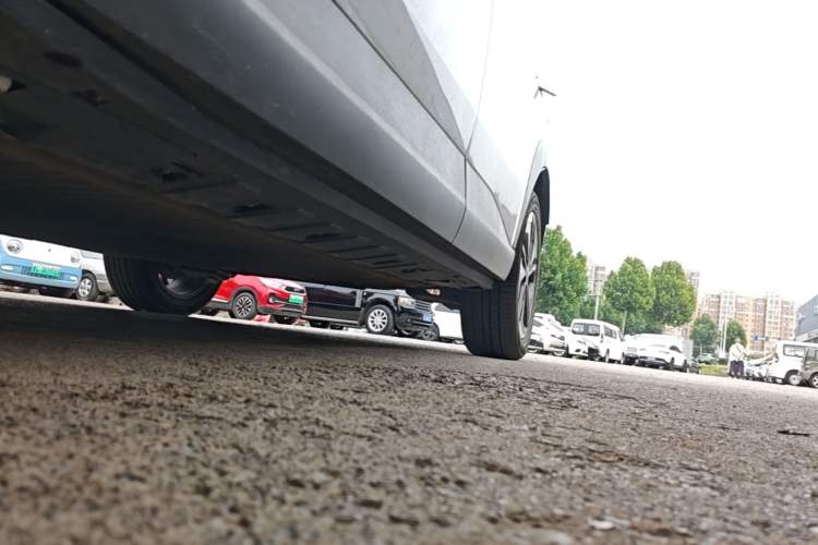 Used Toyota BZ 3X 2025 520 Pro Left Side Sill