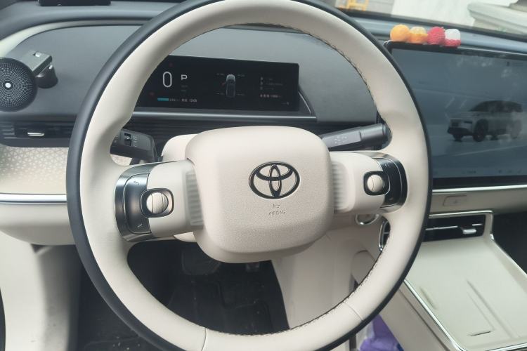 Used Toyota BZ 3X 2025 520 Pro Steering Wheel