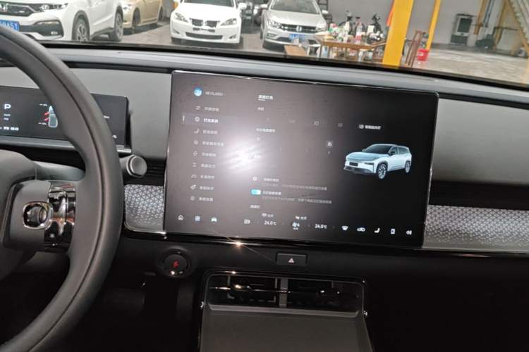 Used Toyota BZ 3X 2025 520 Pro LiDAR Edition Audio And AC Panel