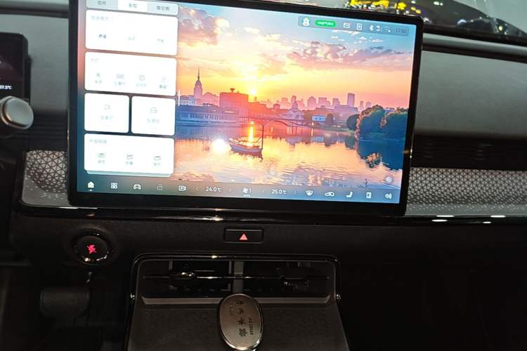 Used Toyota BZ 3X 2025 520 Pro LiDAR Edition Audio And AC Panel