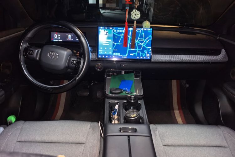 Used Toyota BZ 3X 2025 430 Air Center Console