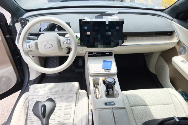 Used Toyota BZ 3X 2025 520 Pro Center Console