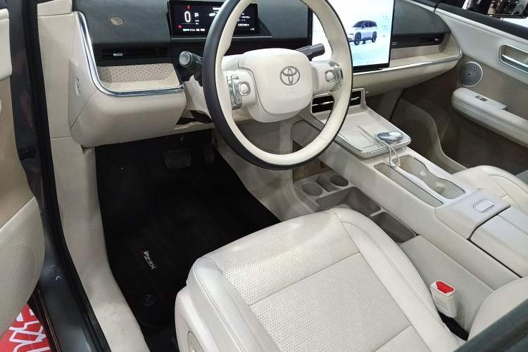 Used Toyota BZ 3X 2025 520 Pro+ LiDAR Edition Center Console